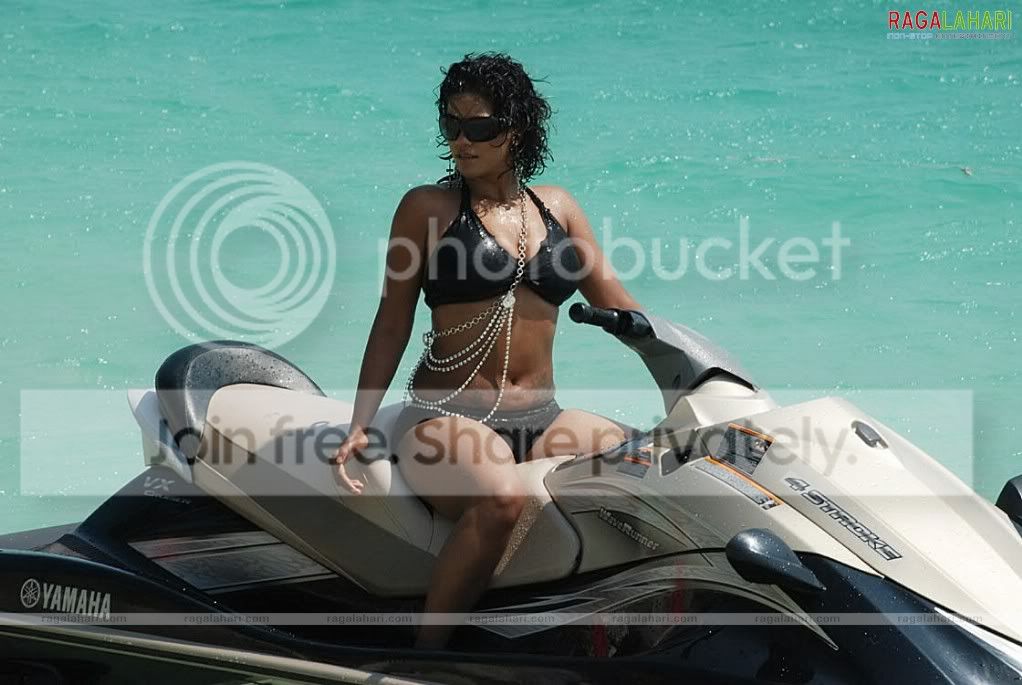 mumaithkhan289.jpg