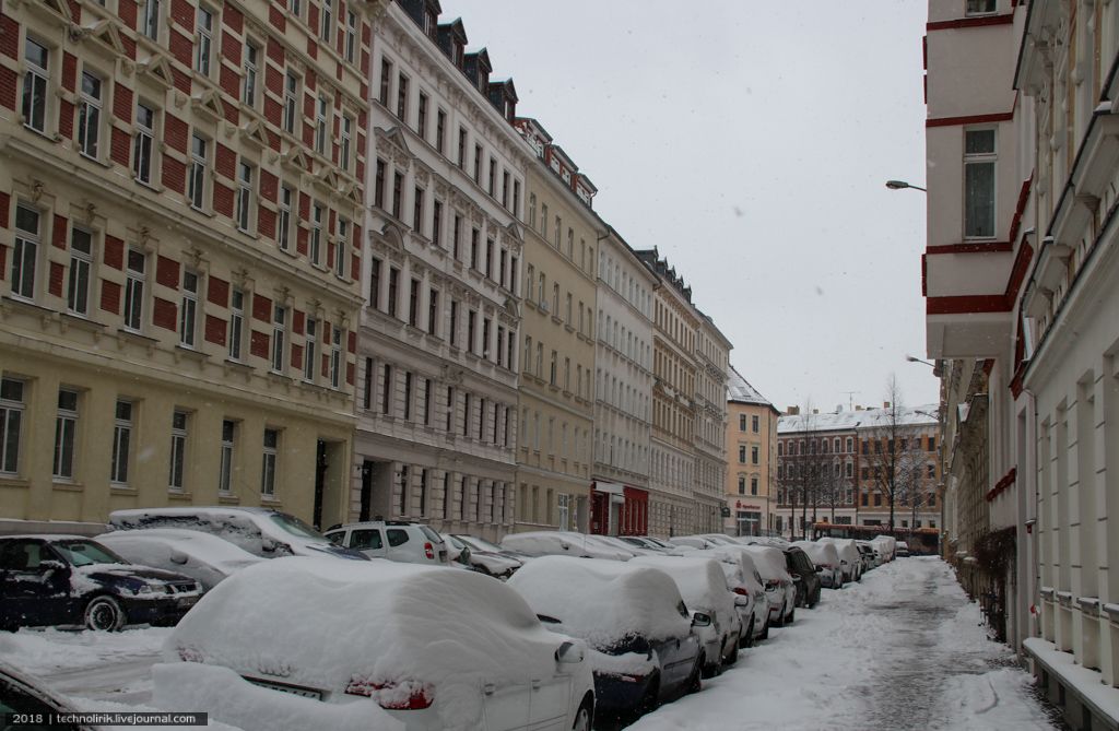 Заснеженный Лейпциг Германии, Лейпцига, Лейпциге, здание, города, район, монумента, трамвая, района, Лейпциг, котором, центре, Грюнау, крематория, этого, очень, можно, Солярисы, маршрут, после