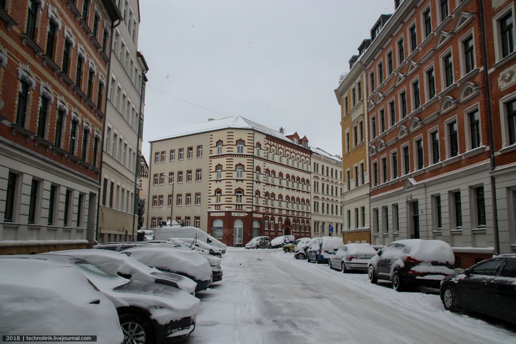 Заснеженный Лейпциг Германии, Лейпцига, Лейпциге, здание, города, район, монумента, трамвая, района, Лейпциг, котором, центре, Грюнау, крематория, этого, очень, можно, Солярисы, маршрут, после