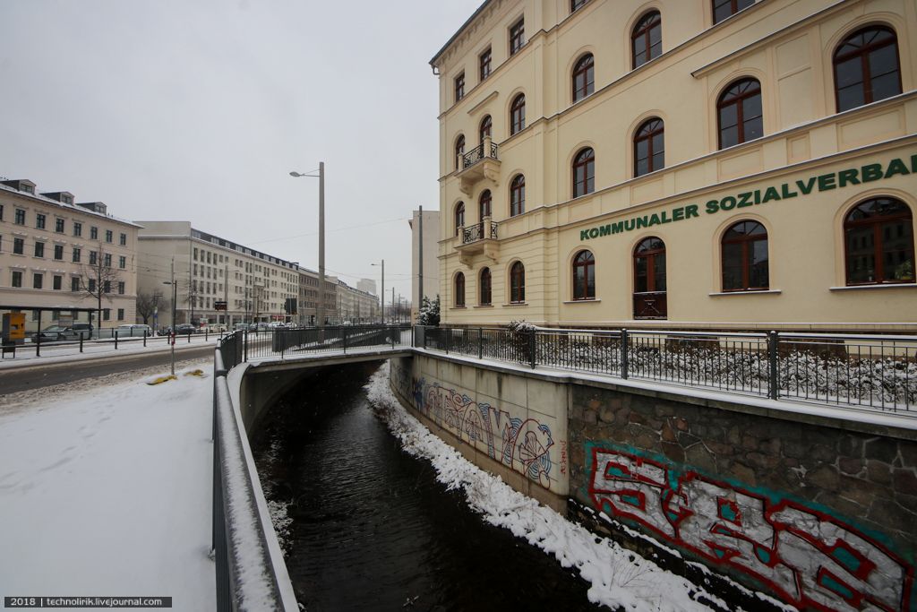 Заснеженный Лейпциг Германии, Лейпцига, Лейпциге, здание, города, район, монумента, трамвая, района, Лейпциг, котором, центре, Грюнау, крематория, этого, очень, можно, Солярисы, маршрут, после