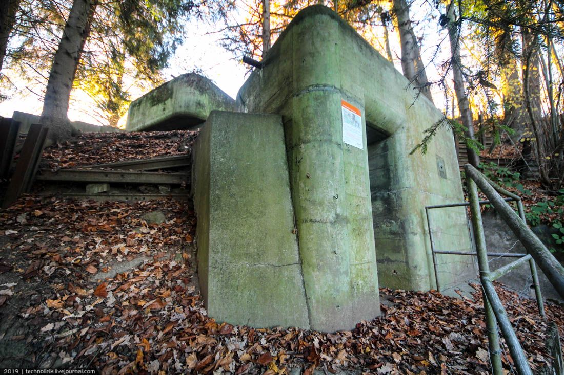 Festungsgürtel Kreuzlingen Festungsgürtel Kreuzlingen бункера, бункер, пояса, Кройцлингена, вокруг, можно, солдат, имеет, Швейцарии, укреплений, также, этого, бункеров, швейцарцы, линии, карте, противотанковые, время, заграждения, порядковый
