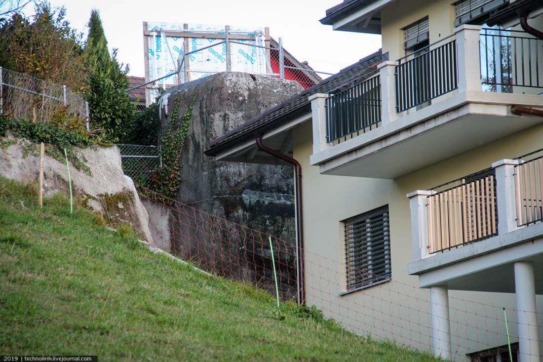 Festungsgürtel Kreuzlingen Festungsgürtel Kreuzlingen бункера, бункер, пояса, Кройцлингена, вокруг, можно, солдат, имеет, Швейцарии, укреплений, также, этого, бункеров, швейцарцы, линии, карте, противотанковые, время, заграждения, порядковый