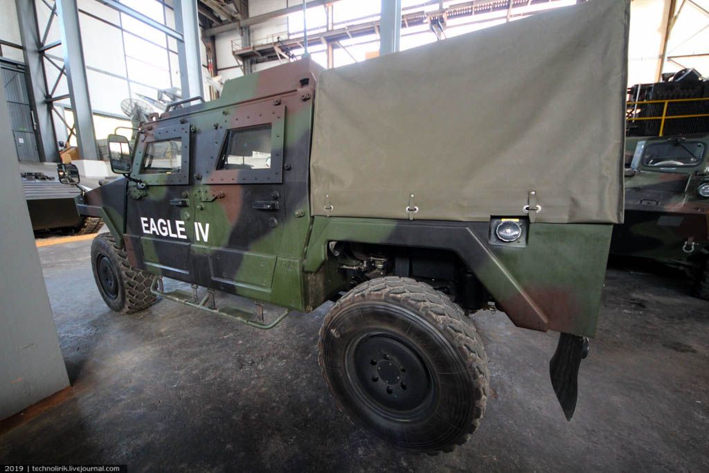 Швейцарский военный музей в Фулл-Ройентале. Часть 2 Швейцарский военный музей в Фулл-Ройентале. Часть 2 армии, швейцарской, модели, Mowag, которые, Швейцарии, очень, машины, машин, вооружении, Saurer, производства, машина, этого, грузовиков, музей, броневиков, броневик, фирмой, музее