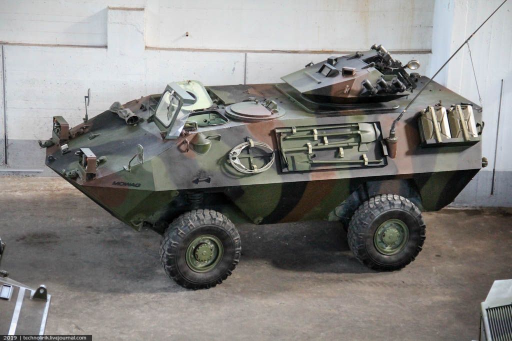 Швейцарский военный музей в Фулл-Ройентале. Часть 2 Швейцарский военный музей в Фулл-Ройентале. Часть 2 армии, швейцарской, модели, Mowag, которые, Швейцарии, очень, машины, машин, вооружении, Saurer, производства, машина, этого, грузовиков, музей, броневиков, броневик, фирмой, музее