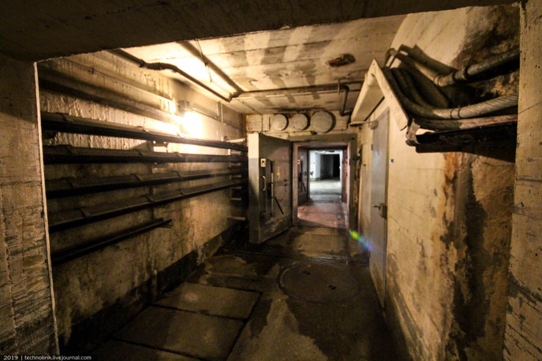 Festung Furggels - секретный город в скале Festung Furggels - секретный город в скале крепости, крепость, бункера, объекта, которой, бункер, можно, плато, объект, Швейцарии, очень, резервуаров, крепостей, которых, человек, метров, одной, который, снимке, орудия