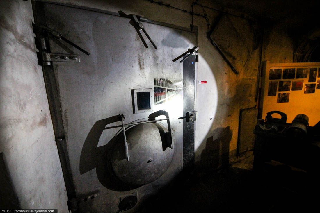 Festung Furggels - секретный город в скале Festung Furggels - секретный город в скале крепости, крепость, бункера, объекта, которой, бункер, можно, плато, объект, Швейцарии, очень, резервуаров, крепостей, которых, человек, метров, одной, который, снимке, орудия