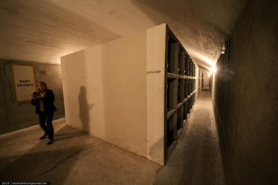 Festung Furggels - секретный город в скале (продолжение) Festung Furggels - секретный город в скале (продолжение) крепости, 150мм, орудий, стрельбы, которых, человек, орудия, управления, снарядов, пушки, объекта, пушек, арсенала, стене, комнаты, огнем, между, собой, 105мм, также