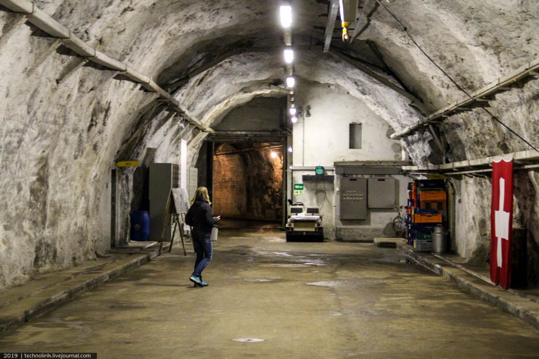 Festung Furggels - секретный город в скале Festung Furggels - секретный город в скале крепости, крепость, бункера, объекта, которой, бункер, можно, плато, объект, Швейцарии, очень, резервуаров, крепостей, которых, человек, метров, одной, который, снимке, орудия