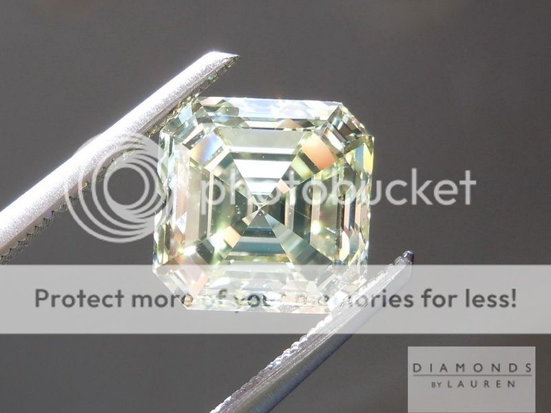 natural greenish diamond