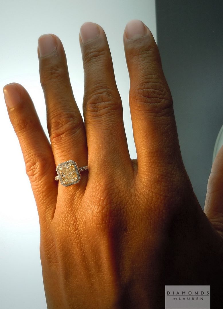diamond halo ring