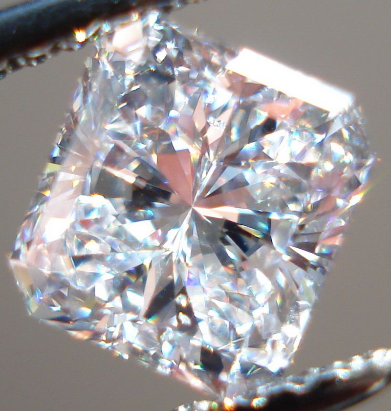 colorless diamond