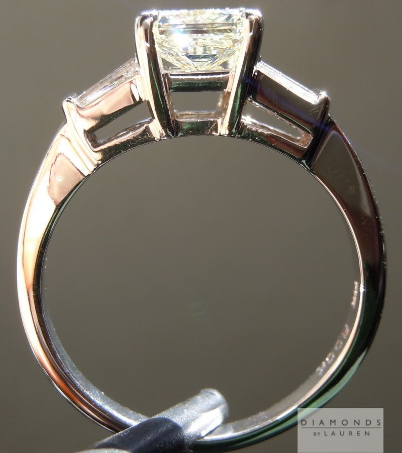 three stone diamond ring