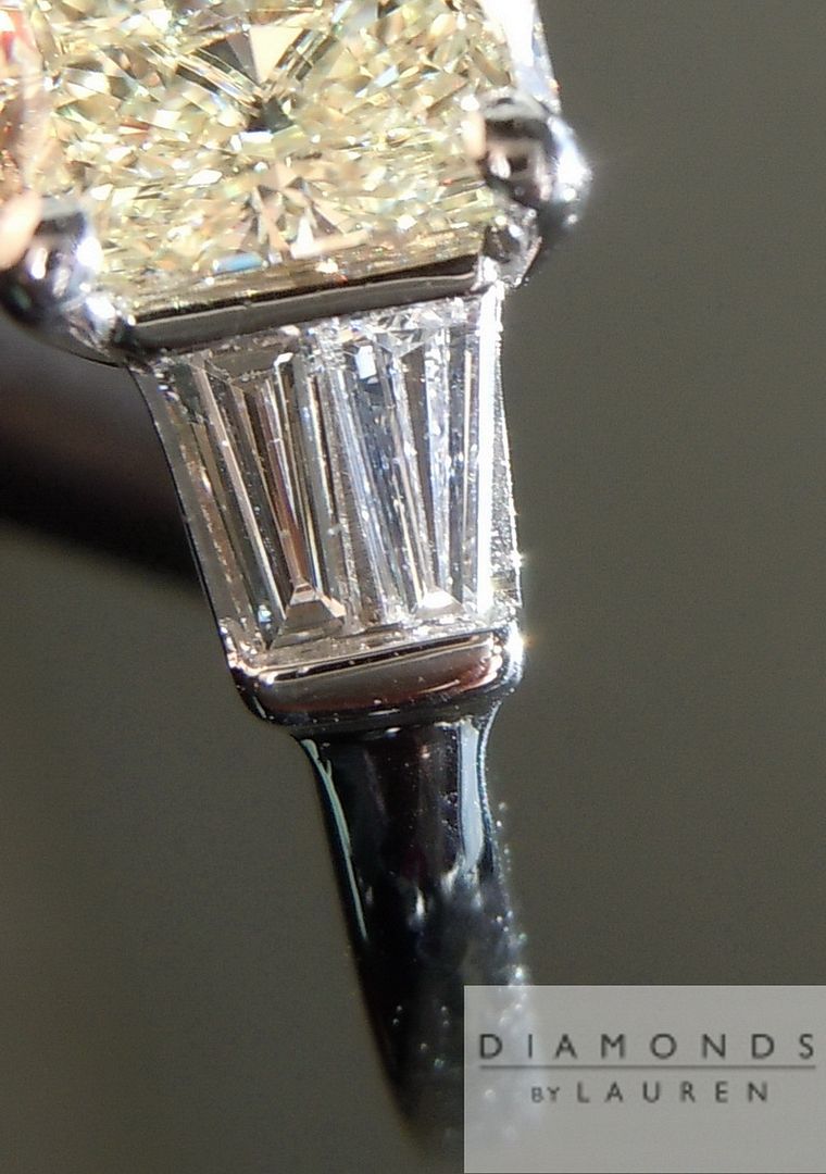 three stone diamond ring