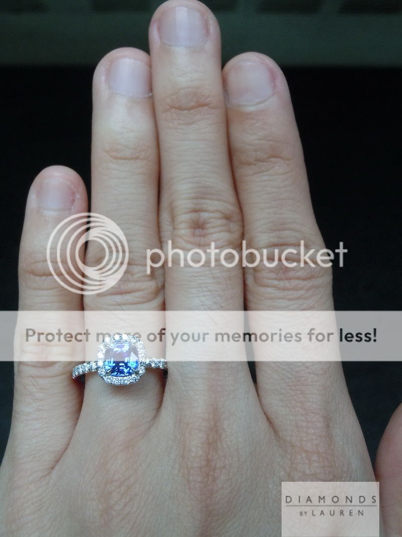 blue sapphire diamond halo ring