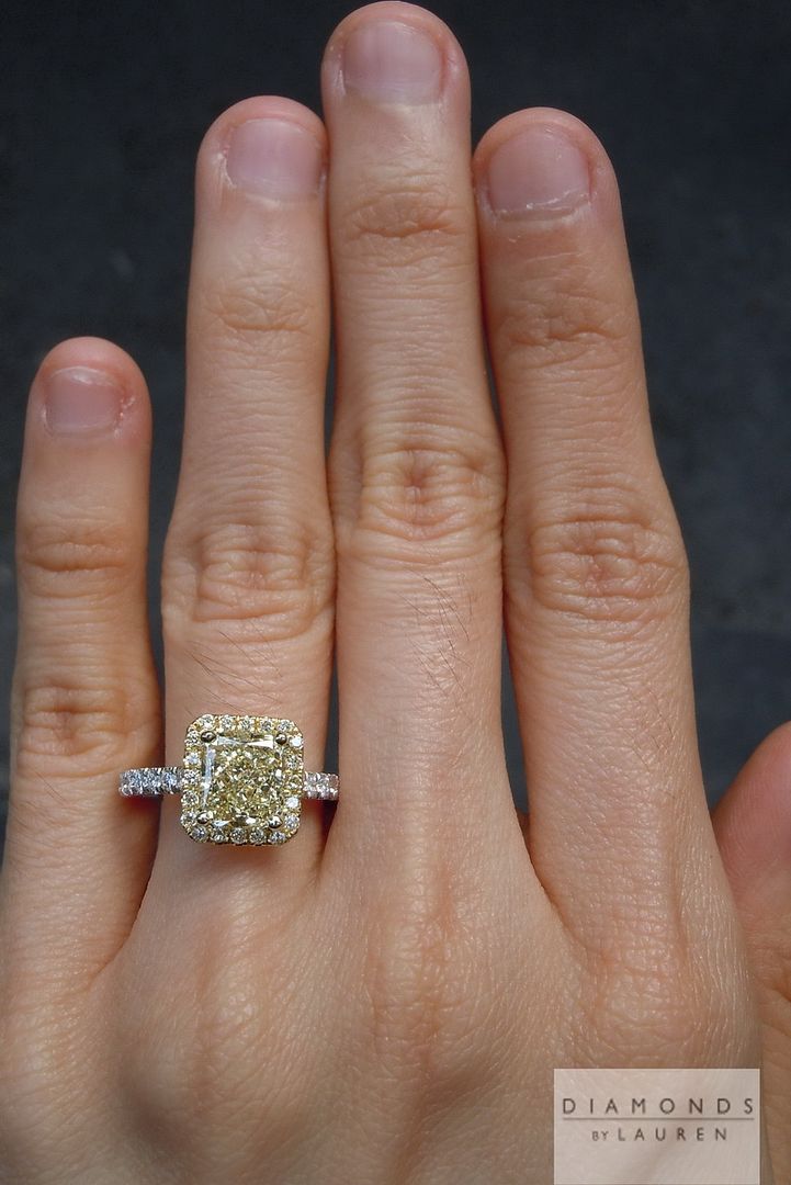 natural pink diamond sparkle