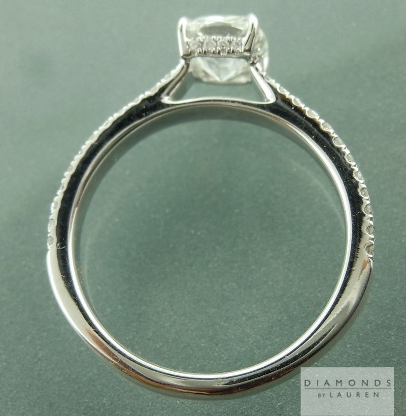 colorless diamond ring