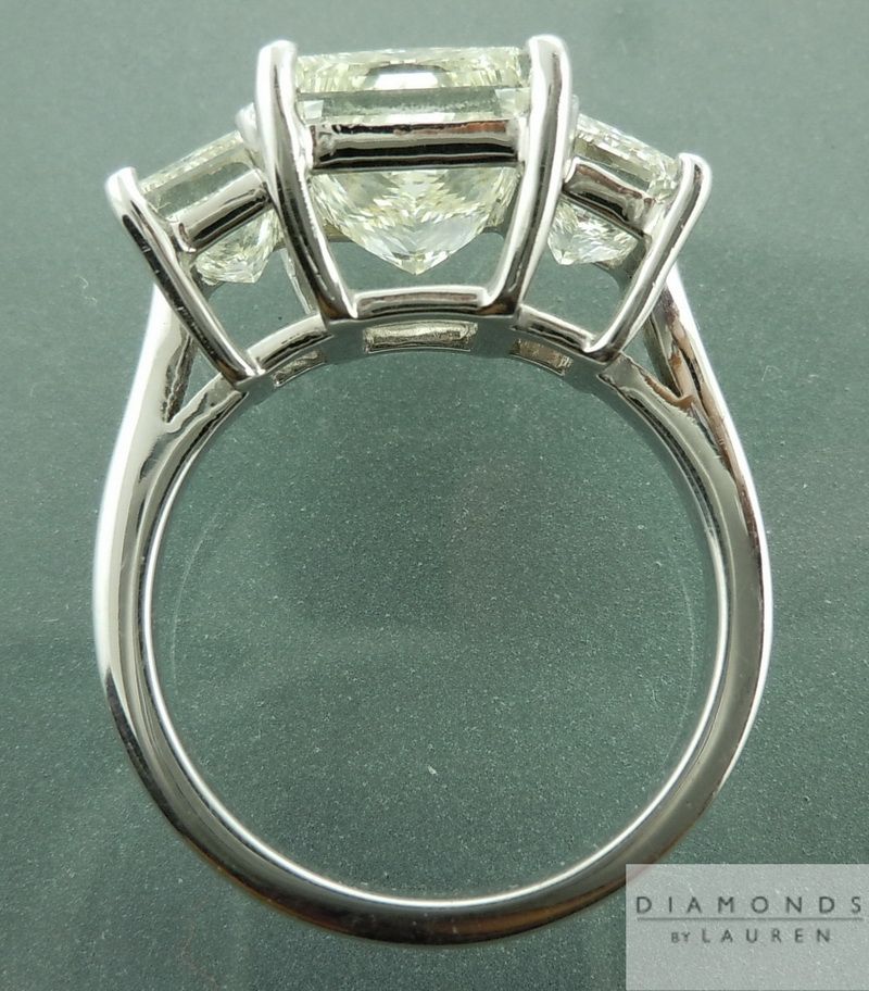 three stone diamond ring