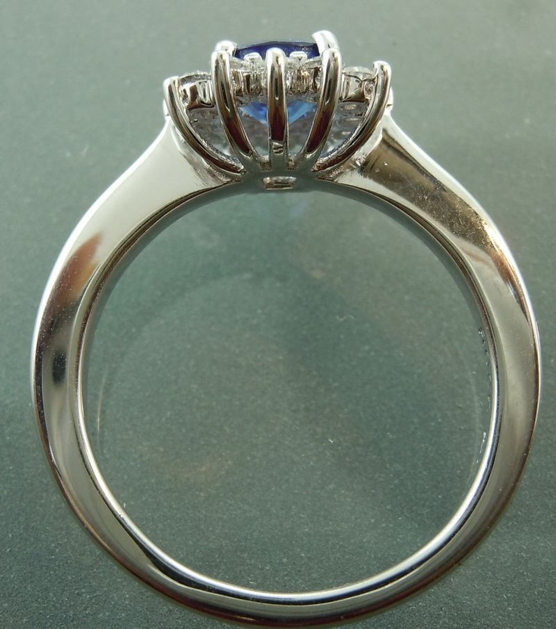 blue sapphire diamond halo ring